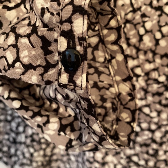 Black and white long sleeve tunic like new condition maybe worn once size XL - Picture 4 of 9